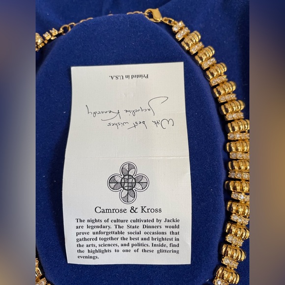 Jacqueline Bouvier Kennedy by Camrose & Kross Necklace - Picture 4 of 10